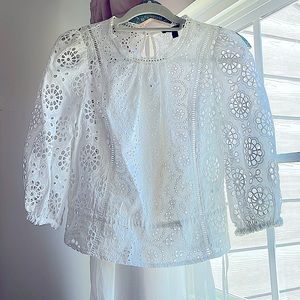 NWT BANANA REPUBLIC BRODERIE Top